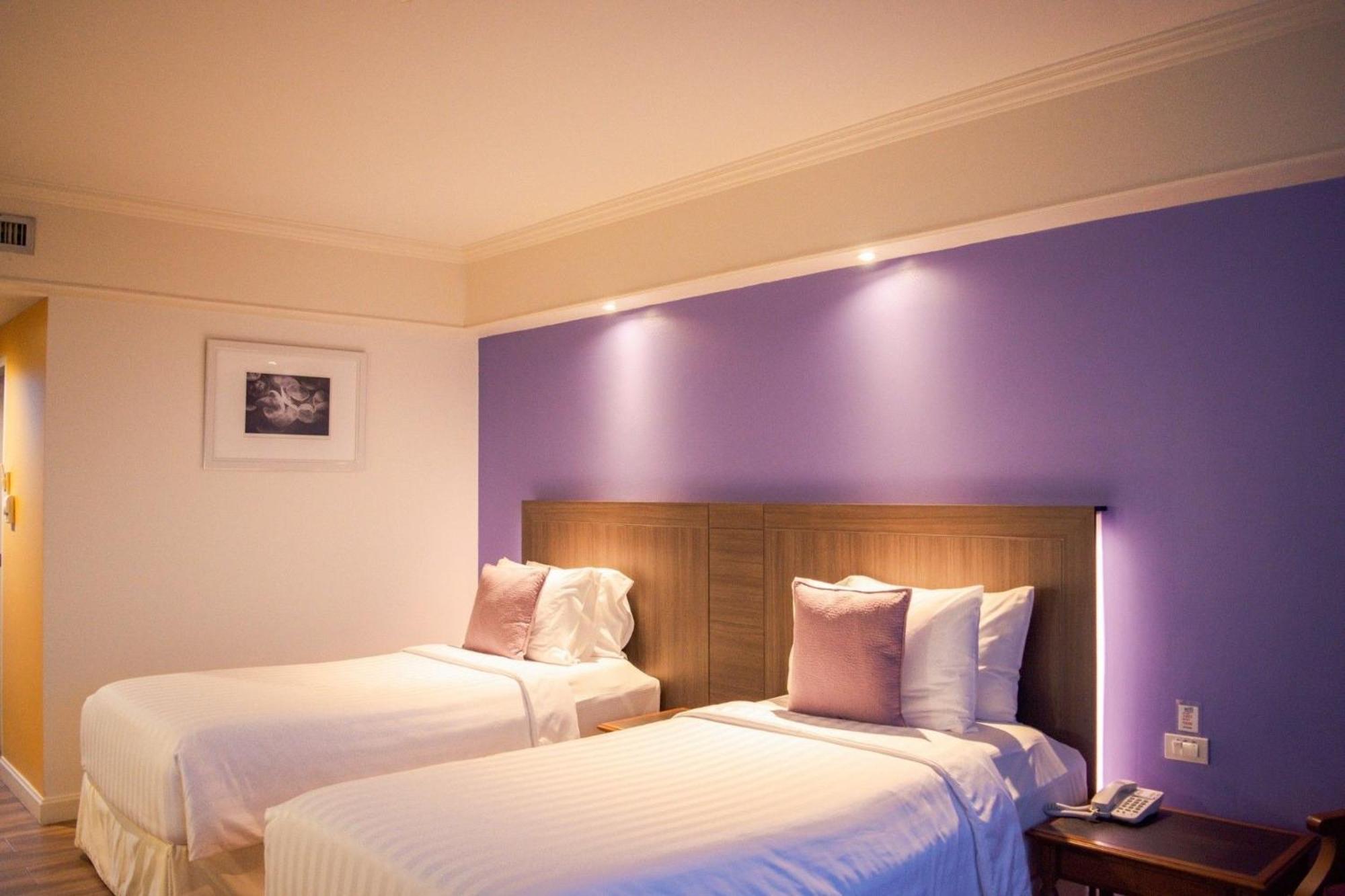 Hua Hin Grand Hotel And Plaza - Sha Extra Plus Exterior photo