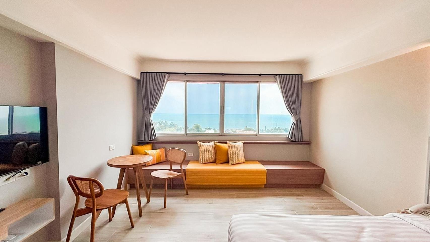 Hua Hin Grand Hotel And Plaza - Sha Extra Plus Exterior photo